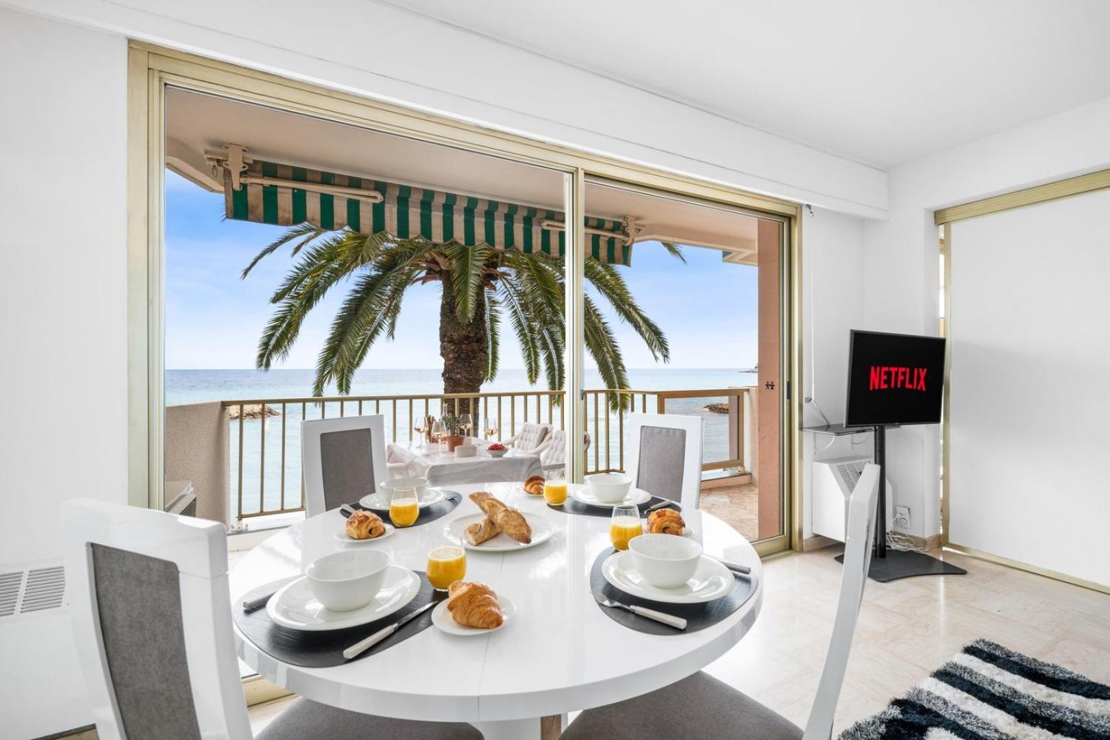 Le Coq Ligures - Air Conditioning - Seafront - Wifi Roquebrune-Cap-Martin Exterior photo